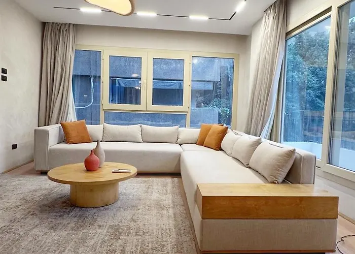 Bright & Spacious 2-Bedroom Minimalist Style, Family Apartment In The Heart Of Zamalek